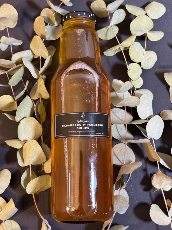 Rabarberu - piparmētru sīrups